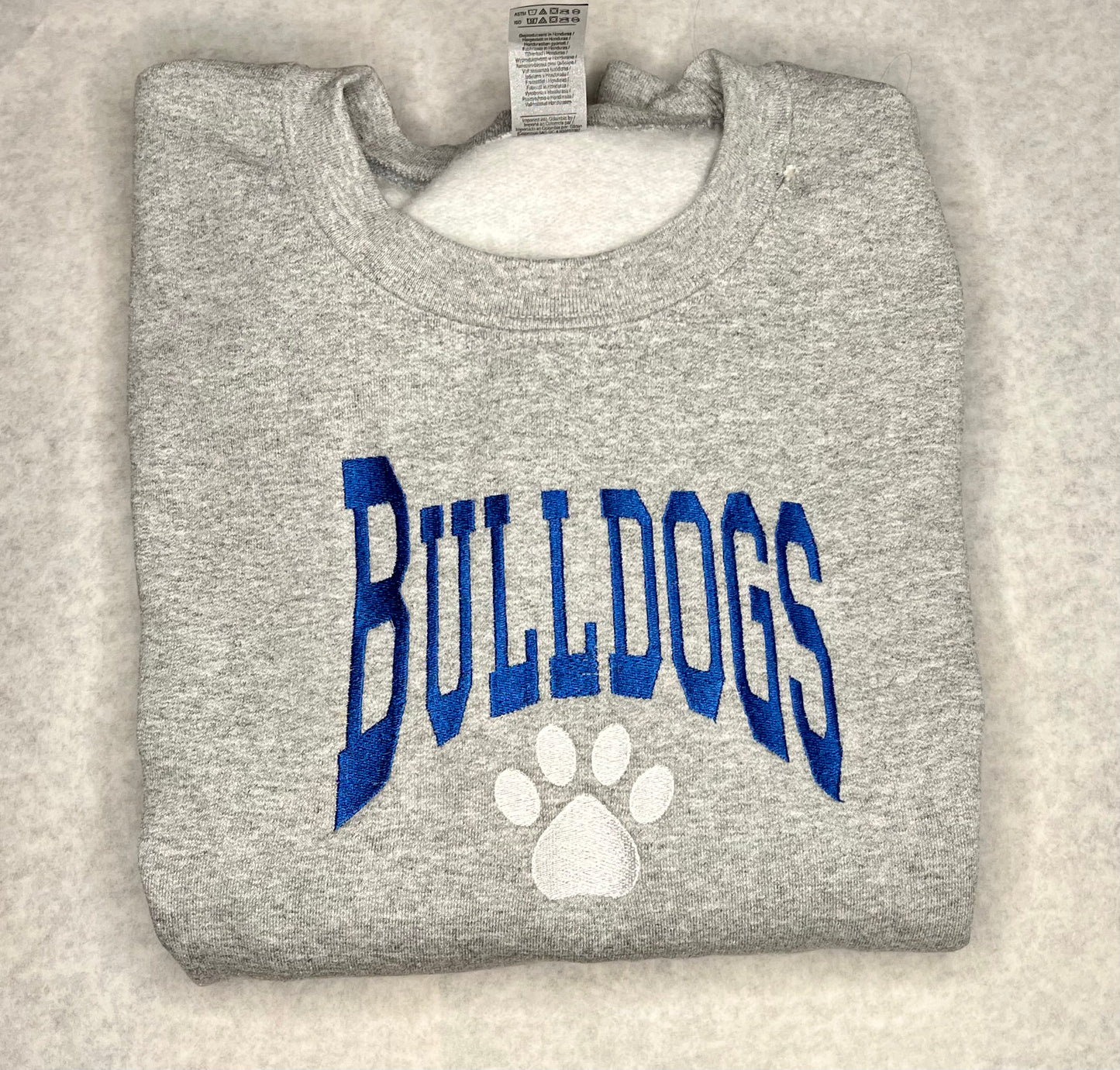 Adult Bulldog w/ Paw Crew